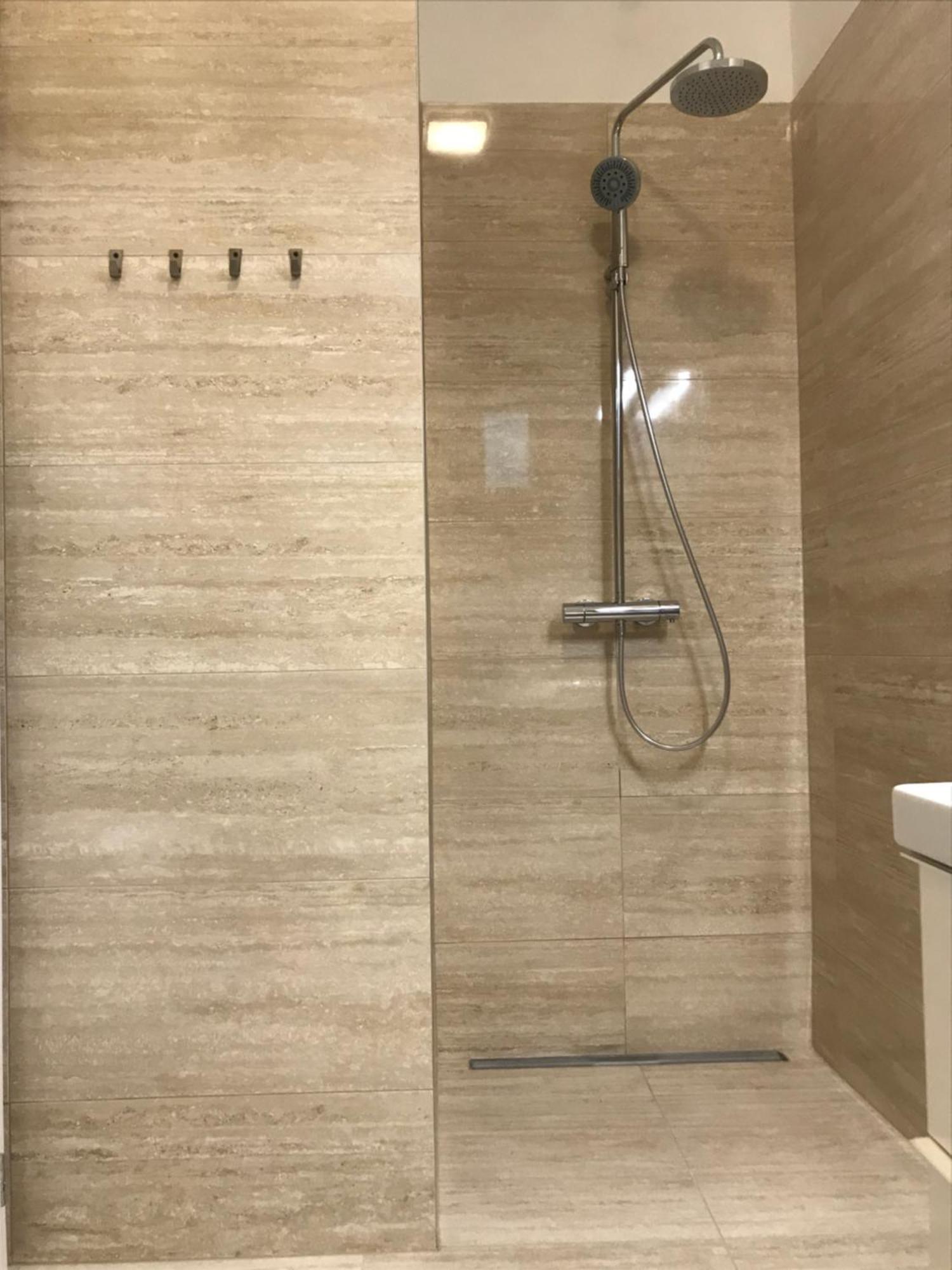 Stylish Apartment Near The River Будапеща Екстериор снимка